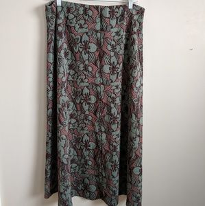 Women's Cut Loose Midi Skirt